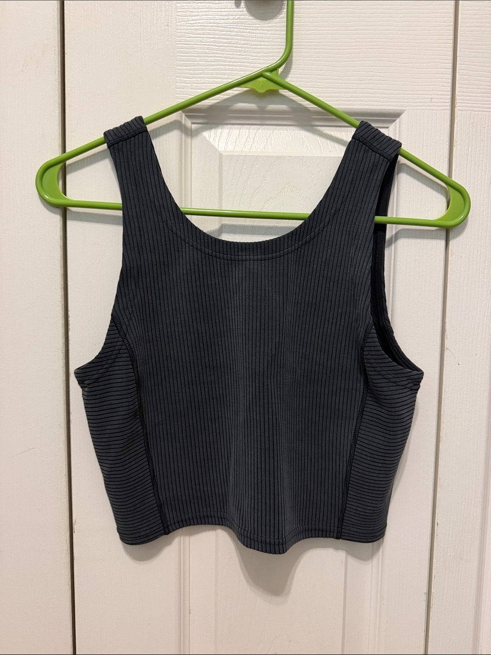 Lululemon Ribbed Black Cropped Tank Top